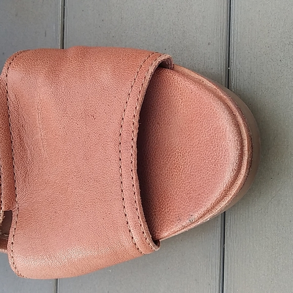 Sorel Wedges - Picture 3 of 11